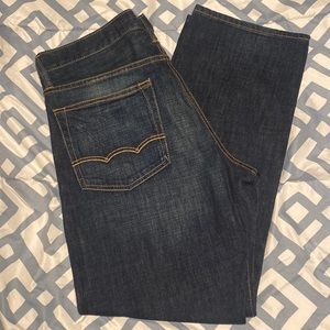 NEW WITH TAGS! American eagle jeans Relaxed Straight 33x30 Dark wash